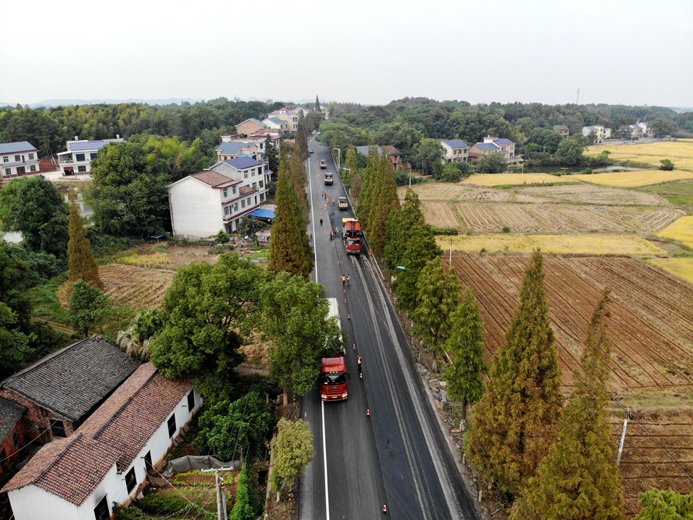 挑燈夜戰(zhàn)搶工期，不懼疫情迎國檢