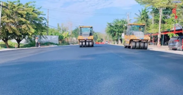 熱烈祝賀海南省國道G540毛九線抱由至九所段改建工程交工驗(yàn)收